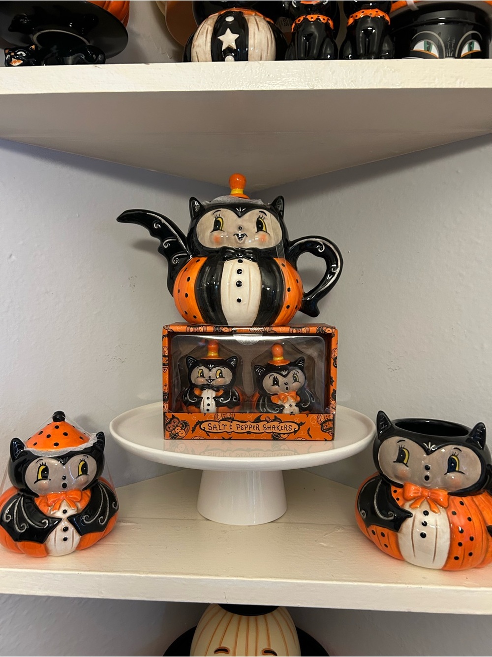 Joanna Parker Festive Halloween Cat Teapot and Shaker Set - Orange & Mug